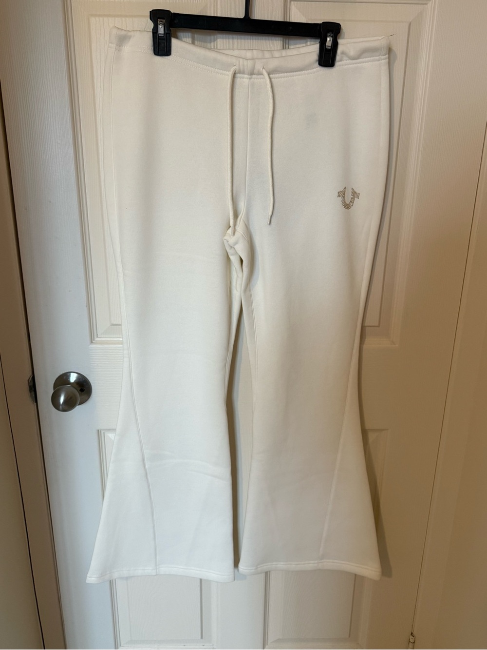 NWT TRUE RELIGION Crystal Horseshoe Mid-Rise Flare Sweatpants Size -L